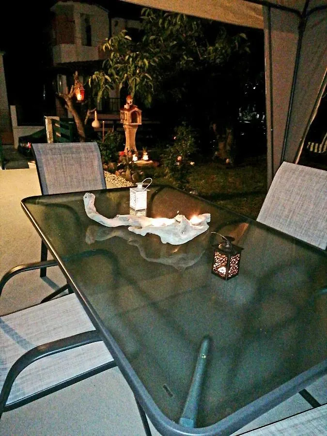 Alexander Private Villa Nea Roda